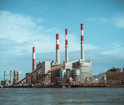 power plant — электростанция