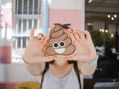 Poop — какашка