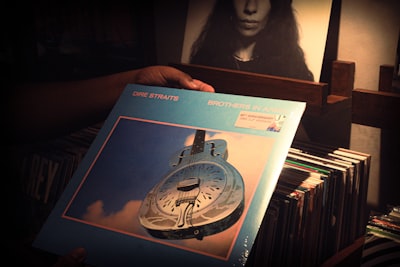Dire straits — бедственное положение