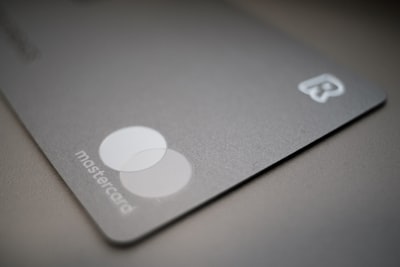 By card only — только картой