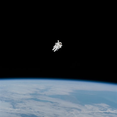 gravity — гравитация