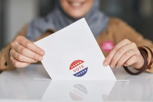 votar — проголосовать
