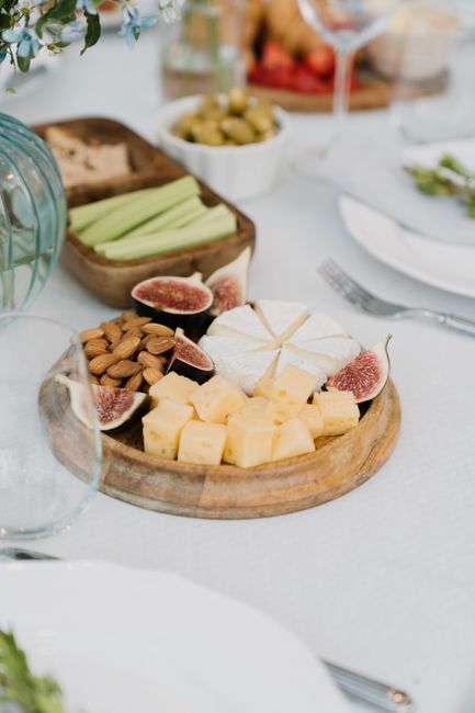 Lazy Susan — вращающийся поднос
