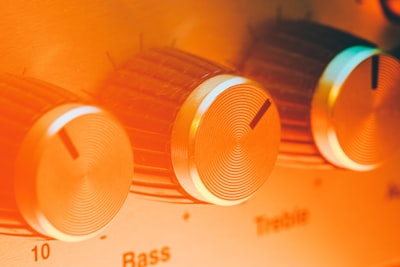 volume control — регулятор громкости