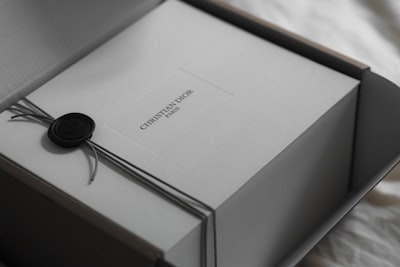 sealed — запечатанный