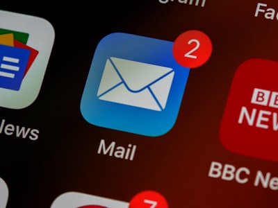 e-mail — электронное письмо