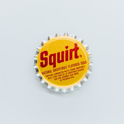acquit — оправдывать