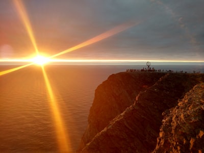 I got midnight Sun madness — я схожу с ума от полярного дня