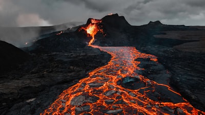 eruption — извержение