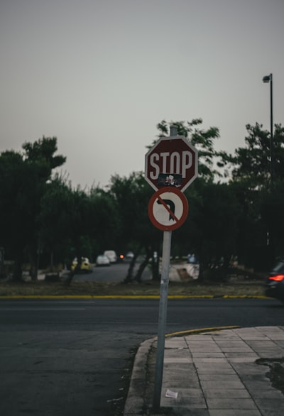 Full stop — точка