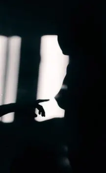 Feel up — лапать