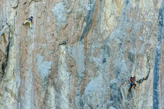 rock climbing — скалолазание