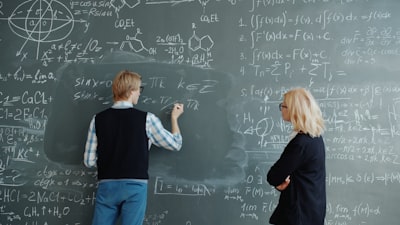 Foundational — основополагающий