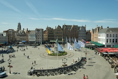 Market square — рыночная площадь