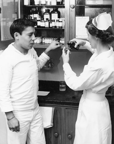 dispensing — выдающий