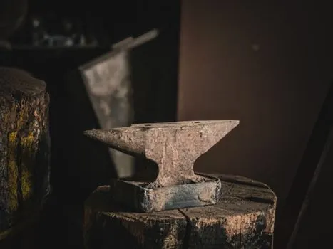 Anvil — Наковальня