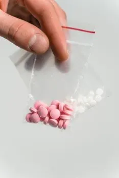 Opiates — Опиаты