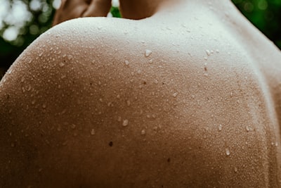 sweaty — потный