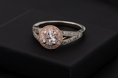 anillo — кольцо