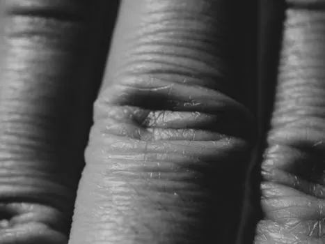 fist — кулак