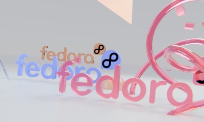 Festooned — украшенный гирляндами