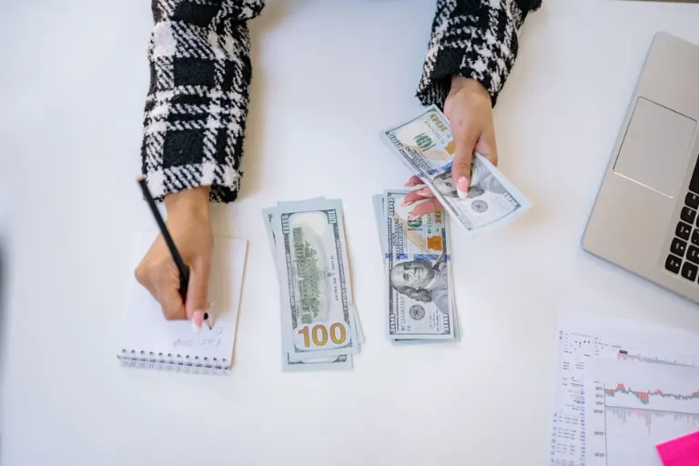 Income — доход