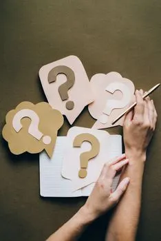 clear up confusion — прояснить путаницу