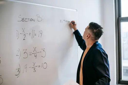 Temos de encontrar uma solução. — Мы должны найти способ