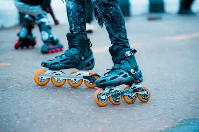 Inlineskater — роллер