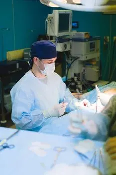 Retired surgeon — Хирург на пенсии