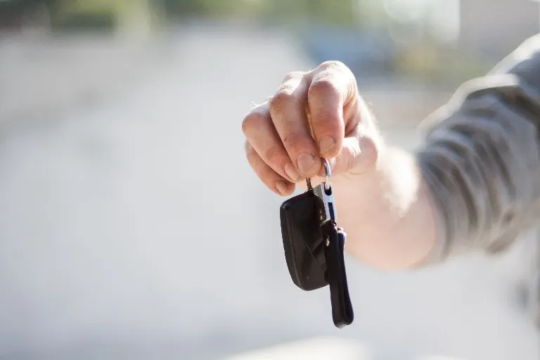 Võtame auto rendile — Возьмём машину напрокат