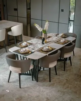 live in the lap of luxury — Живите в роскоши