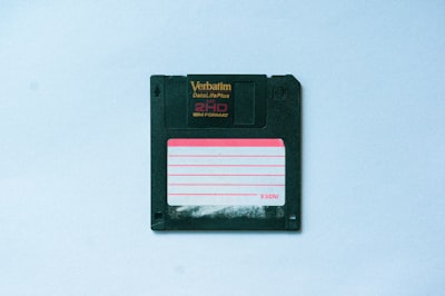floppy — обвисший