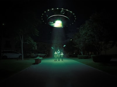 alien — инопланетянин