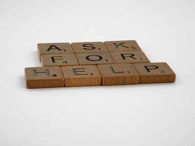 Eager to help — готовый помочь