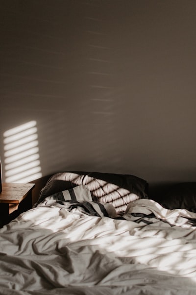 Aller au lit — идти спать