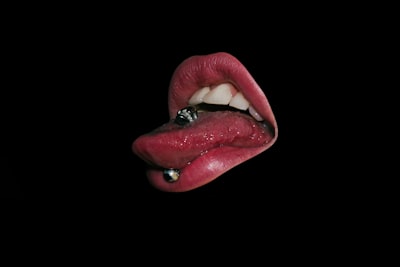 Percer — сверлить