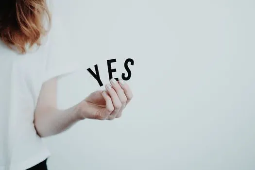 Endorse — одобрять