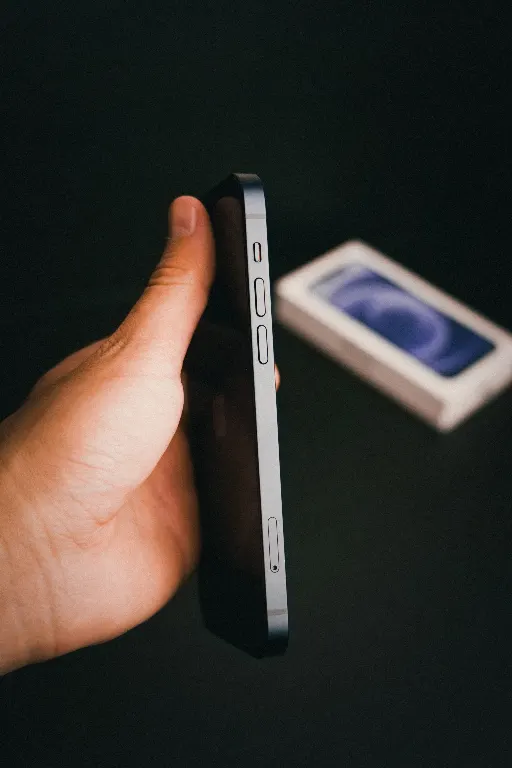 I'm switching my phone off — Я выключаю телефон