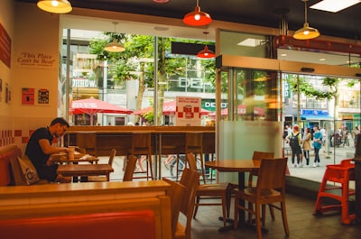 fast food chain — сеть фастфуда
