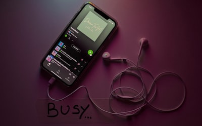 I’m busy — я занят