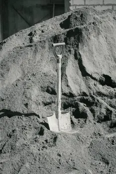 Spade — лопата