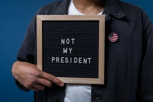 Biased opinion — Предвзятое мнение