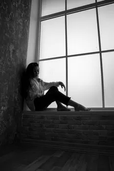 take my mind off something — отвлечь меня от чего-то