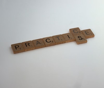 Accustomed practice — привычная практика