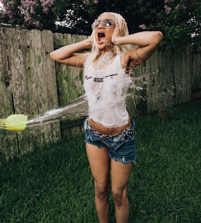 Get Soaked — промокнуть до нитки