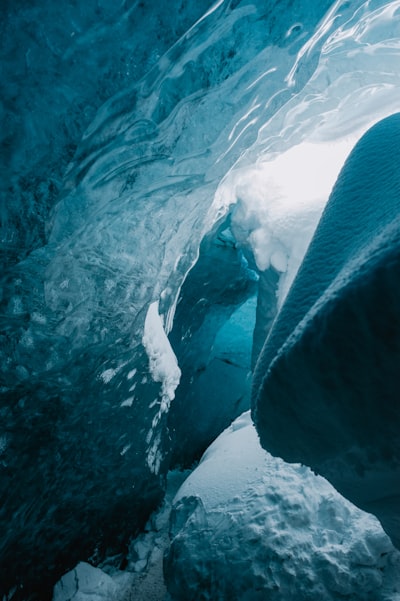 Glacier — ледник