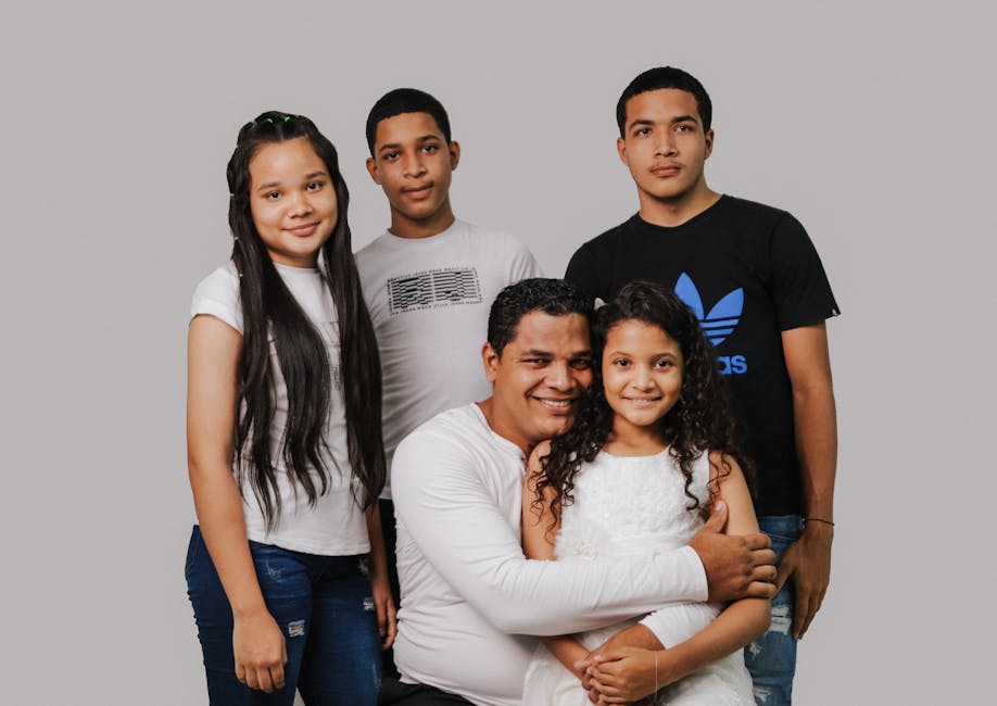 tight knit family — дружная семья
