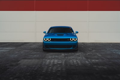To get out of dodge — уносить ноги