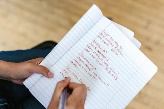 take down notes — делать заметки